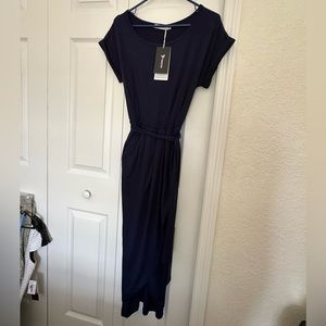 NWT Ladies Navy Blue Cap Sleeve Maxi Dress Size M